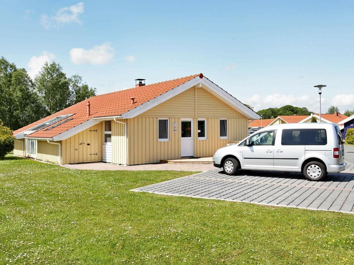 12 Person Holiday Home In Otterndorf Exteriör bild